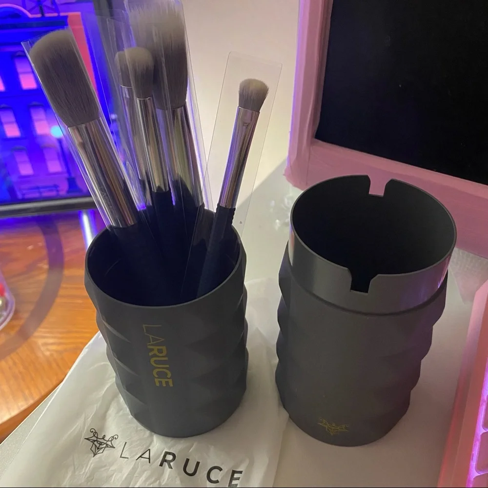 New LaRuce Beauty Christine Brush set
